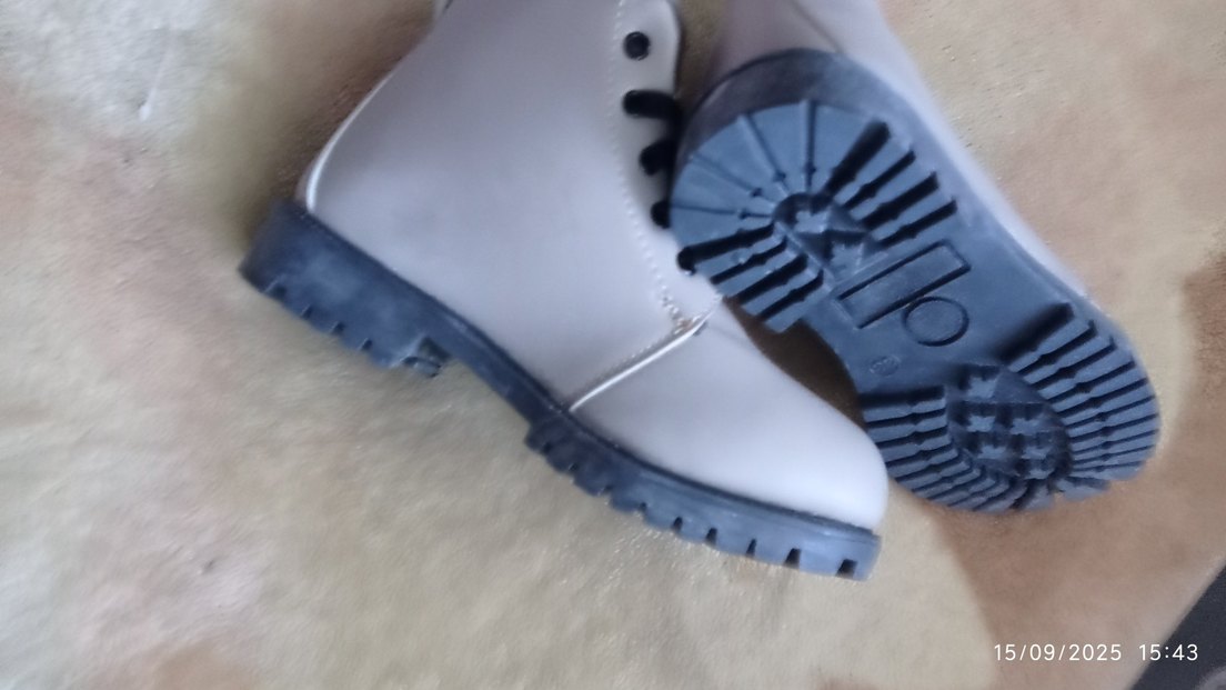 Gri Bağcıklı Erkek Çocuk Botu - Görsel 2