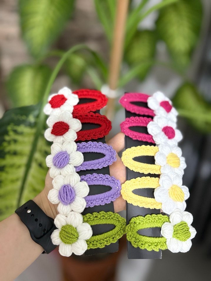 Renkli Örgü Çiçekli Çocuk Toka - Görsel 2