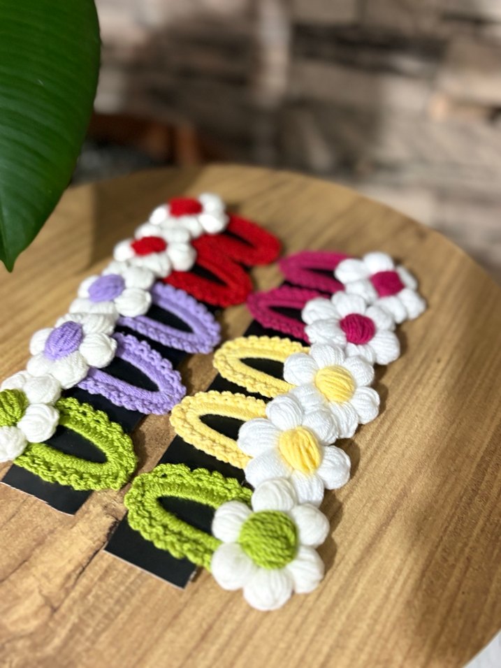 Renkli Örgü Çiçekli Çocuk Toka - Görsel 3