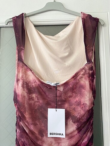 Bershka tül desenli midi elbise - Görsel 9