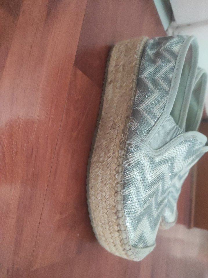 Gri Yılan Desenli Dolgu Topuklu Espadril - Görsel 4