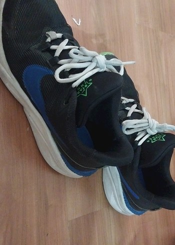 37 Beden 38 no Nike Erkek Siyah Bağcıklı Günlük Spor Ayakkabı