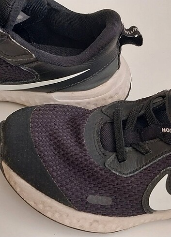 32 Beden siyah Renk Orjinal Nike unisex çocuk spor ayakkabı 