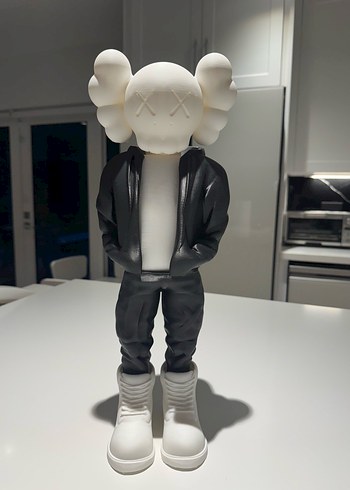 KAWS 13 CM ( ADET) - Görsel 2