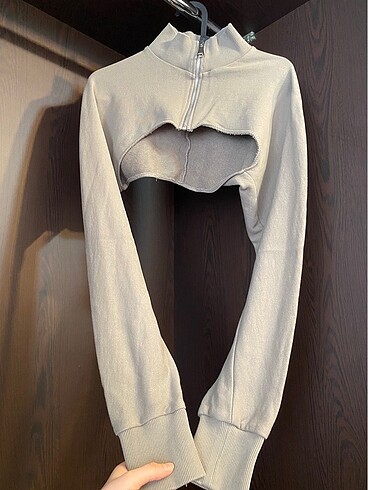 Zara Haki renk fermuarlı crop