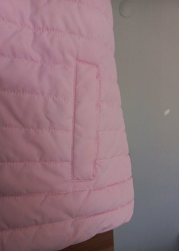 Gri Kapüşonlu Kız Yeleği Fermuarlı
Yeni etiketi yok - Görsel 4