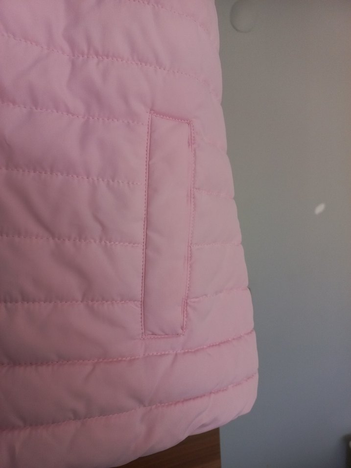 Gri Kapüşonlu Kız Yeleği Fermuarlı
Yeni etiketi yok - Görsel 4