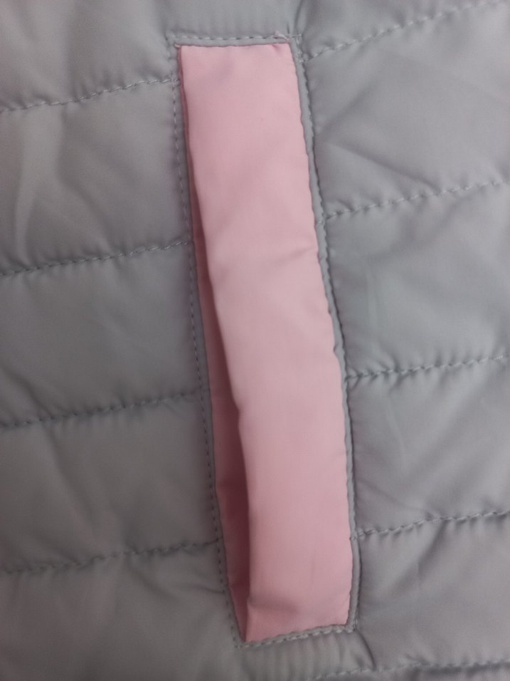 Gri Kapüşonlu Kız Yeleği Fermuarlı
Yeni etiketi yok - Görsel 3