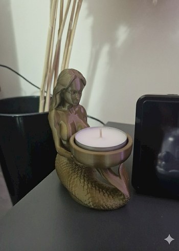 Tasarımcı Parlak Denizkızı Mumluk 13*8 cm