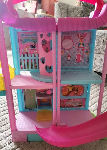 3katlı chelsea kaydıraklı havuzlu ev - Görsel 2