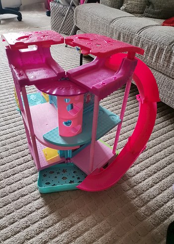 3katlı chelsea kaydıraklı havuzlu ev - Görsel 4