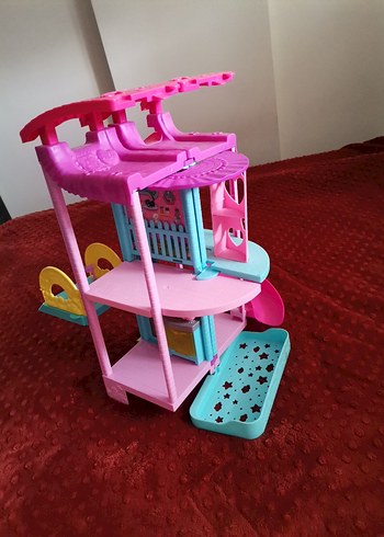 3katlı chelsea kaydıraklı havuzlu ev - Görsel 9