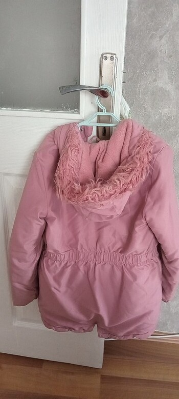 LC Waikiki Kız çocuk mont