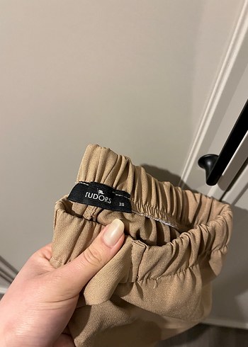 Bej Kemerli Kadın Kumaş Pantolon - Görsel 2