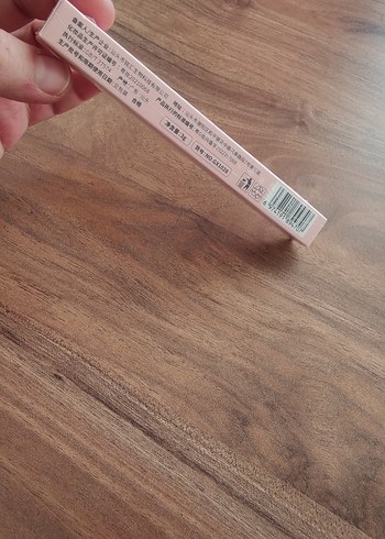 Bej Pastel Uzun ve Kıvırıcı Maskara - Görsel 2