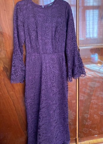 Uzun Kollu Mor Dantel Kadın Abiye Elbise - Görsel 2