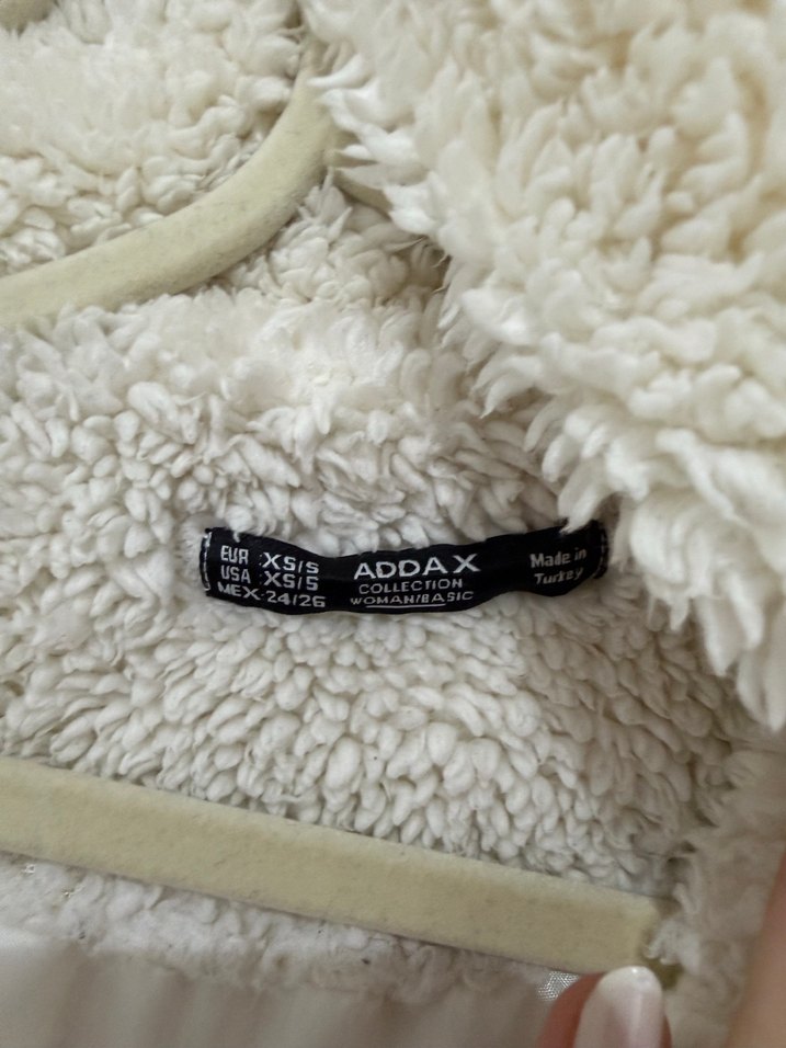 Beyaz Peluş Kadın Ceket, Geniş Kesim, Midi Boy - Görsel 3
