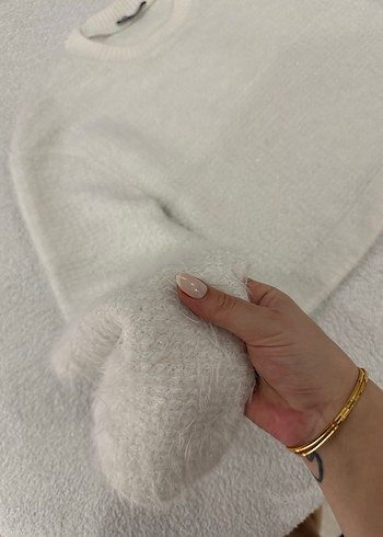 Beyaz Rahat Örgü Kadın Kazak - Görsel 3