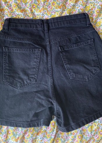 dugmeli sort etek - Görsel 3