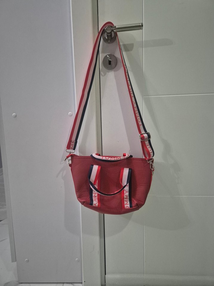 Kırmızı Kadın Omuz Çantası - Görsel 3