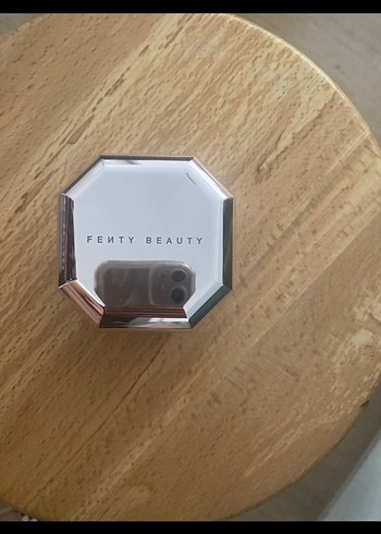 Beden Fenty Beauty Pro Filt'r Sabitleyici Pudra Butter