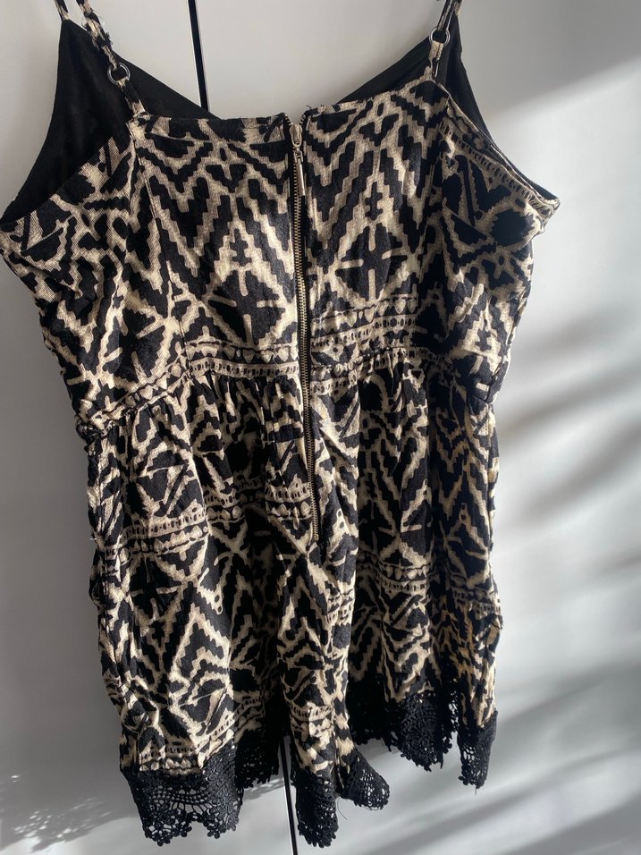 Bohem Desenli V yakalı Slovenya - Görsel 4