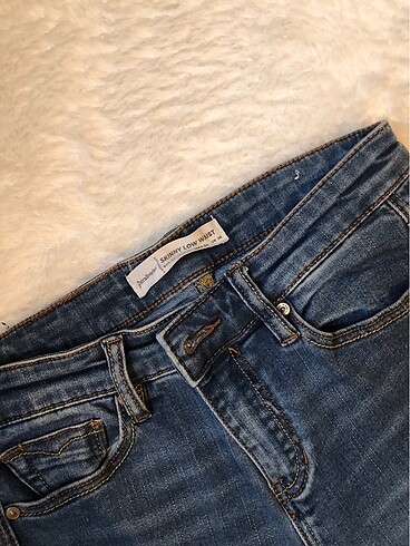 xs Beden Stradivarius yüksek bel jean