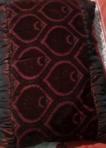 Bordo Desenli Yatak Örtüsü - Görsel 8