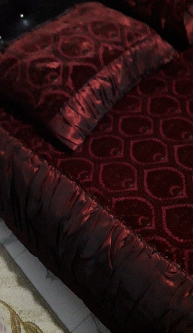 Bordo Desenli Yatak Örtüsü - Görsel 2