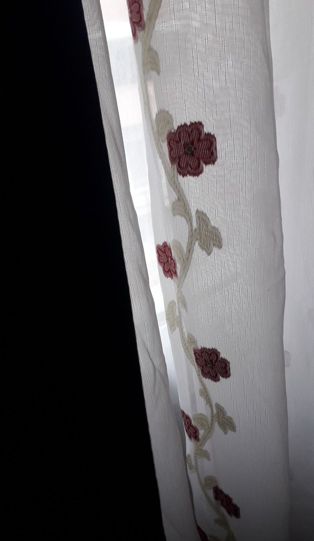 Bordo Nakışlı Tül Perde - Görsel 2