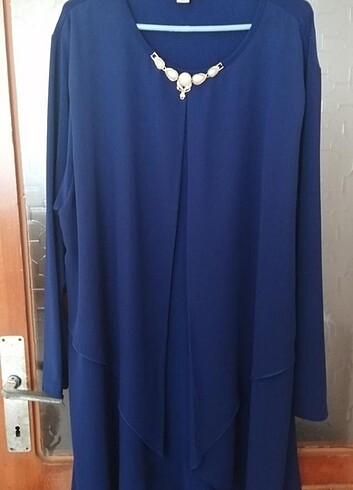 Yaka Detaylı Bluz 