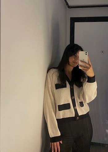 Trendyolmilla Önü Düğmeli Beyaz Triko Hırka