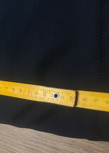 Siyah kolları sırtı ve göğsü tül şık elbise - Görsel 4