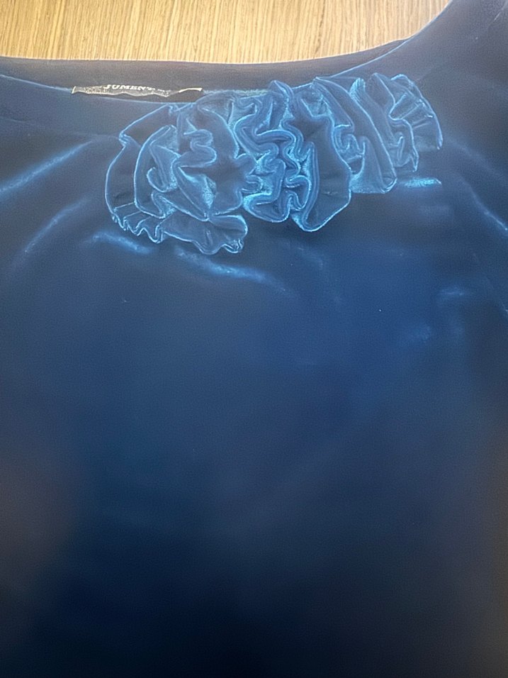 Jument marka kadife şık elbise - Görsel 2