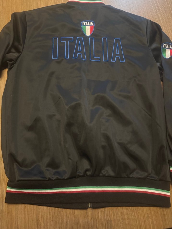 Eşofman üstü İtalyadan alındı - Görsel 3