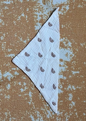 Nakışlı Beyaz Gri Bebek Önlüğü - Görsel 4