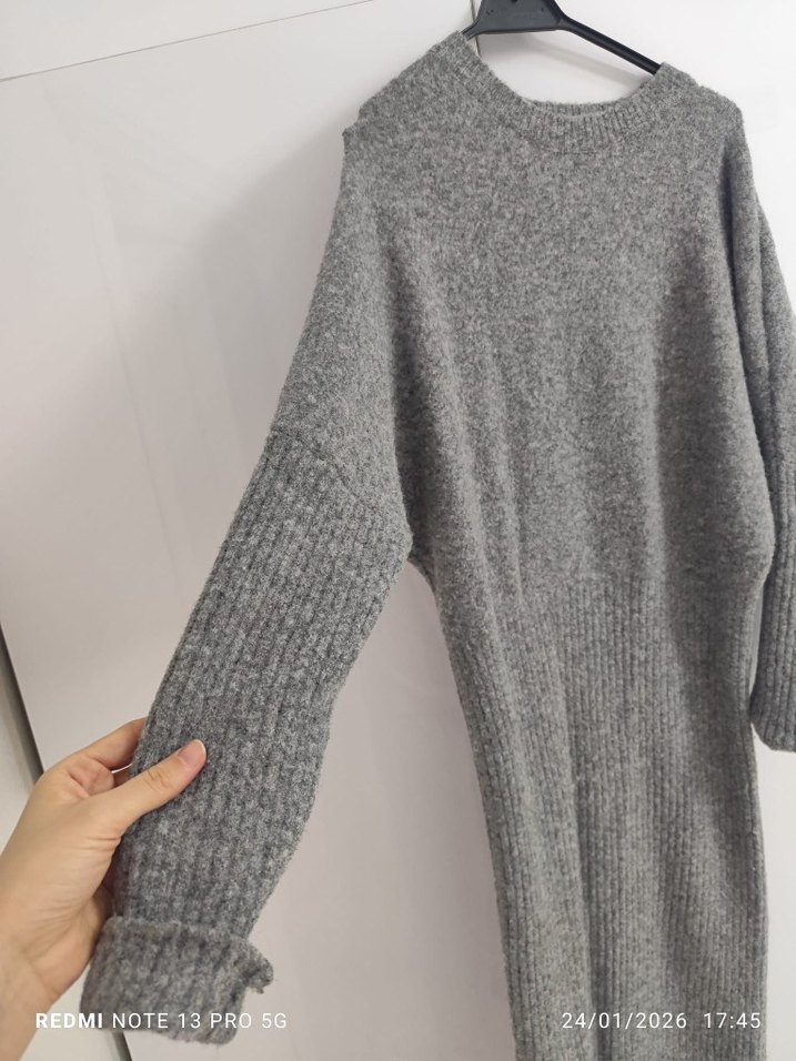 Gri Uzun Örme Kadın Elbise - Görsel 4