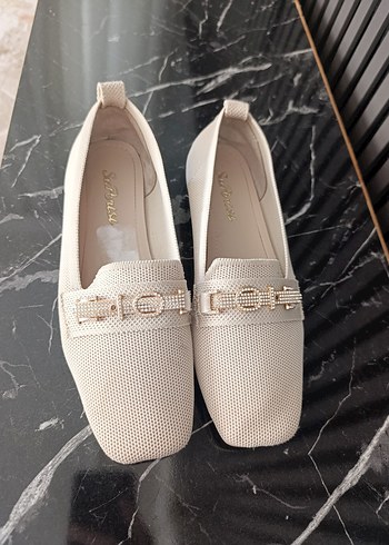 Zara Kadin Babet