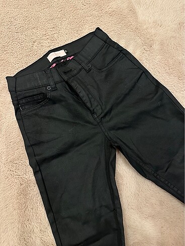 Ted Baker Mumlu Skinny Jean