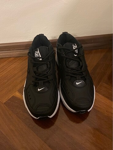 Nike Tekno