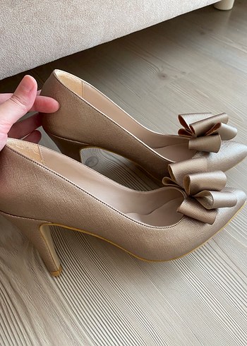 Diger Bej Stiletto Topuklu Kadın Ayakkabı