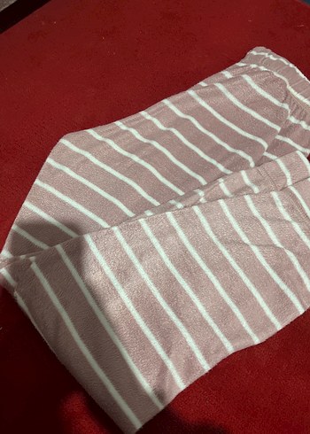 Pembe Çizgili Pijama Takımı - Görsel 2