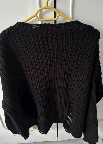 Siyah V Yaka Örgü Salaş Kadın Kazak - Görsel 3