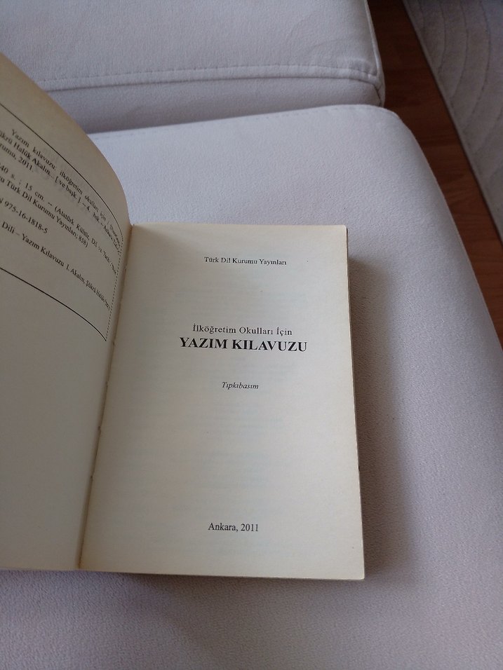 Çeşitli Türkçe-İngilizce Sözlük ve Yazım Kılavuzu - Görsel 5