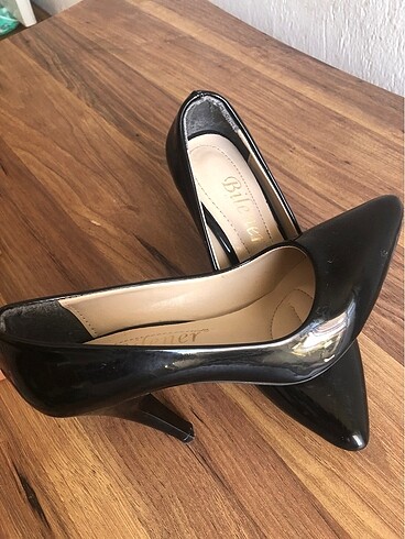 Zara Rugan stiletto