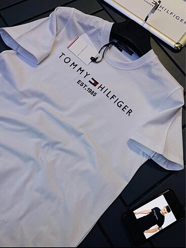 TOMMY HİLFİGER