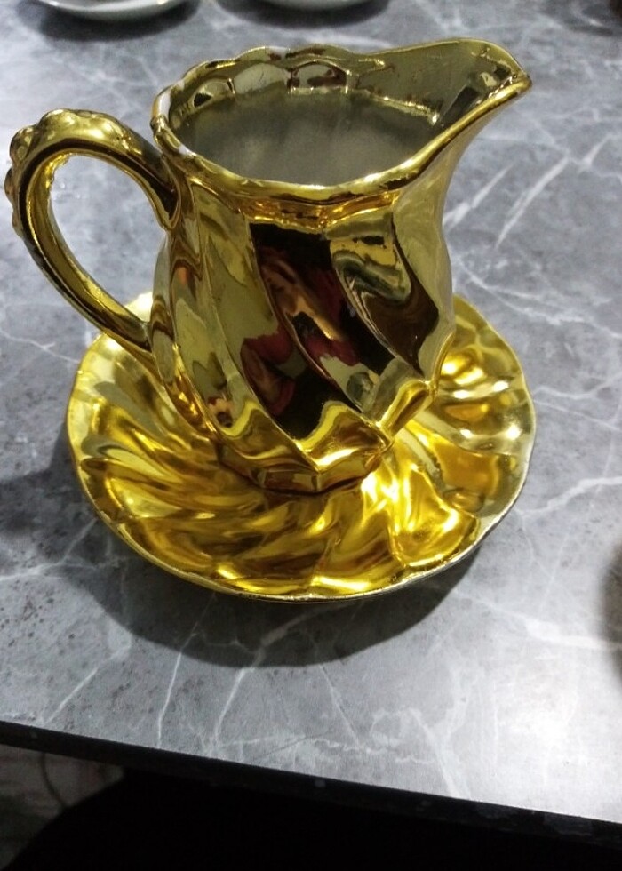 Altın efektli sosluk ve fincan altlığı  - Görsel 3