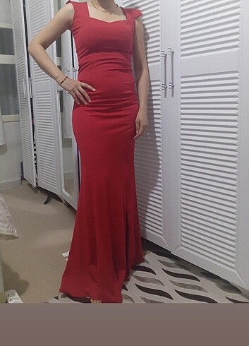 Kadın Abiye
