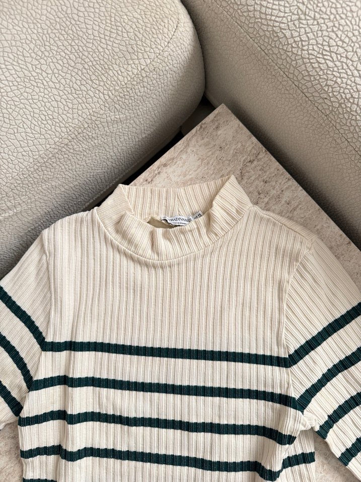 Kadın Beyaz Çizgili Balıkçı Yaka Triko Kazak - Görsel 2