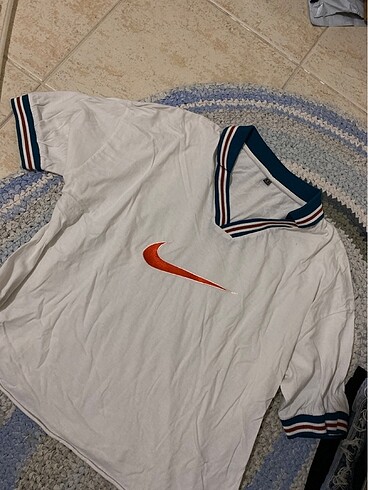 Nike tshirt